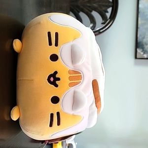 Pusheen cinnamonroll cinnamon roll/bun plush